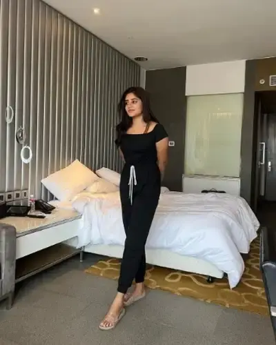 Call Girls Grant Road Cash On Delivery
